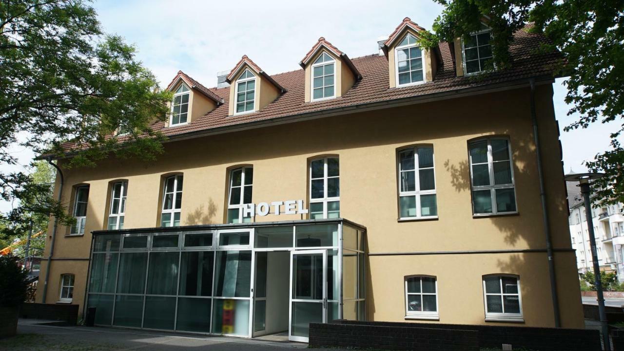 Check In 2* Berlim
